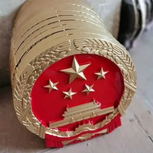 如何根据需求设计大型国徽